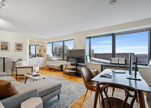 Property at 85 E India Row Unit 9H, Boston, MA, 02110, 1 bed, 1 bath, [object Object]