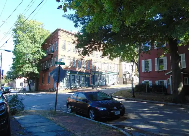 Property at 175 Union St Unit 5, Poughkeepsie, NY, 12601, 1 bed, 1 bath, [object Object]