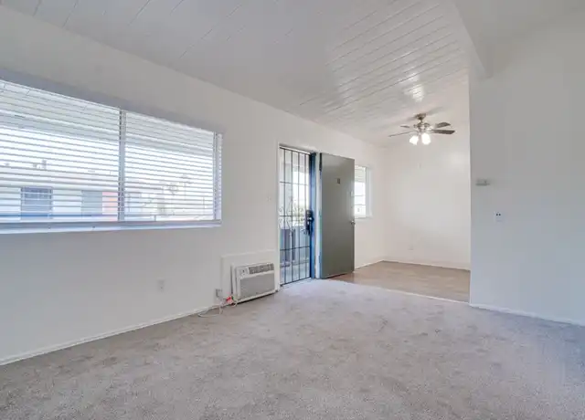 Property at 127 W Renette Ave Unit M, El Cajon, CA, 92020, 2 beds, 1 bath, [object Object]
