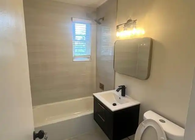 Property at 430 Ridge Rd SE #203, Washington, DC, 20019, 1 bed, 1 bath, [object Object]