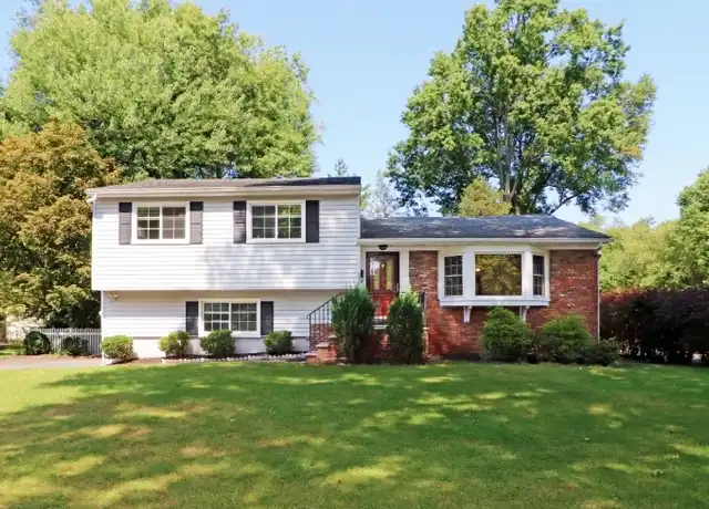 Property at 237 Runnymede Pkwy, New Providence, NJ, 07974, 3 beds, 2.5 baths, [object Object]