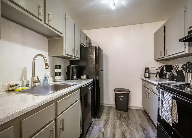 Property at 3000 @ Med Center - 3000 Murworth Dr, Houston, TX, 77025, 1-2 bed, 1-2 bath, [object Object]