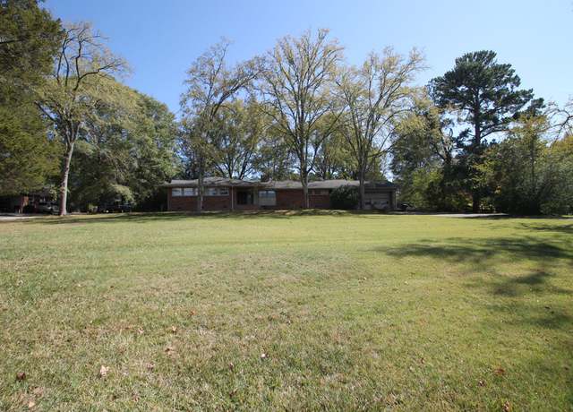 Photo of 401 Lakeside Dr, Rock Hill, SC 29730