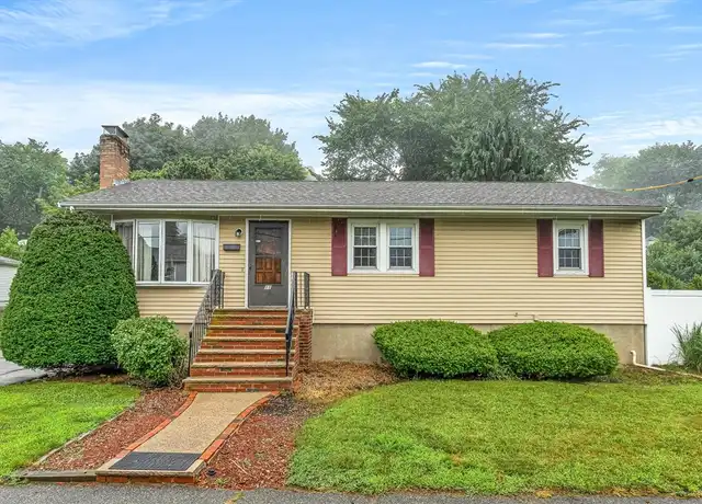 Property at 11 Boline Pl, Woburn, MA, 01801, 3 beds, 2 baths, [object Object]