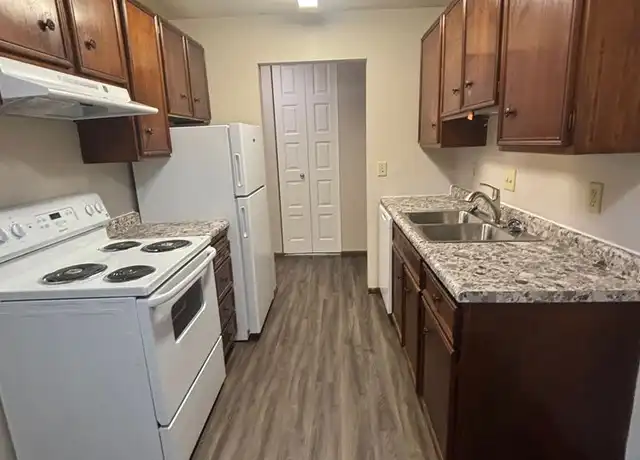 Property at 304 31st Ave N Unit 104, Fargo, ND, 58102, 1 bed, 1 bath, [object Object]