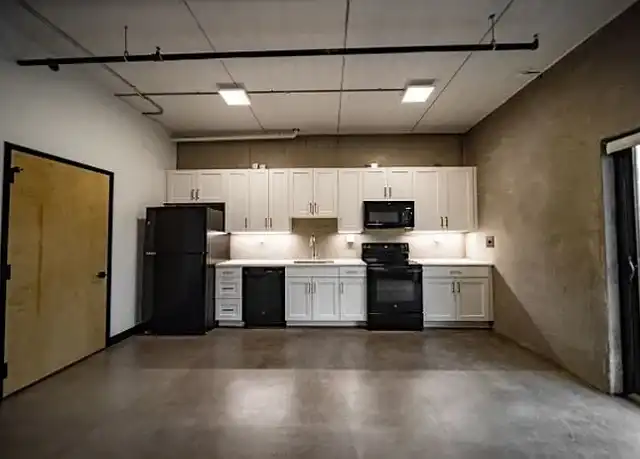 Property at Harrison Circle - 525 E Ransom St, Kalamazoo, MI, 49007, 1 bed, 1 bath, [object Object]