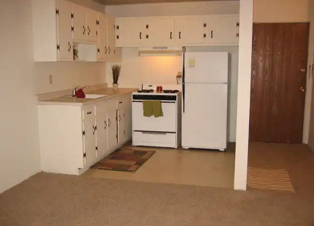 Property at 1405 5th St SE #103, Minneapolis, MN, 55414, 1 bed, 1 bath, [object Object]