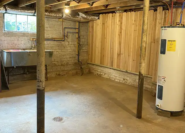 Property at 7 Enka Pine St, Candler, NC, 28715, 3 beds, 1 bath, [object Object]