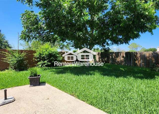 Photo of 11902 White Water Bay Dr, Pearland, TX 77584
