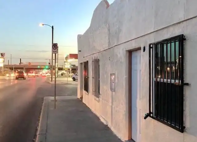 Property at 601 N Copia St #2, El Paso, TX, 79903, 1 bed, 1 bath, [object Object]