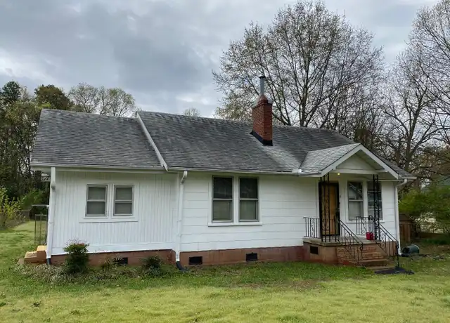 Property at 5 W Marion Rd, Greenville, SC, 29617, 2 beds, 1 bath, [object Object]