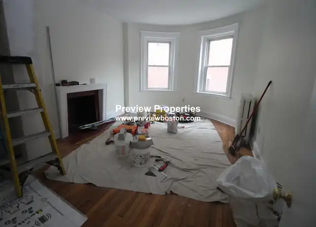 Property at 1788 Beacon St Unit 2AP, Brookline, MA, 02445, 2 beds, 1 bath, [object Object]