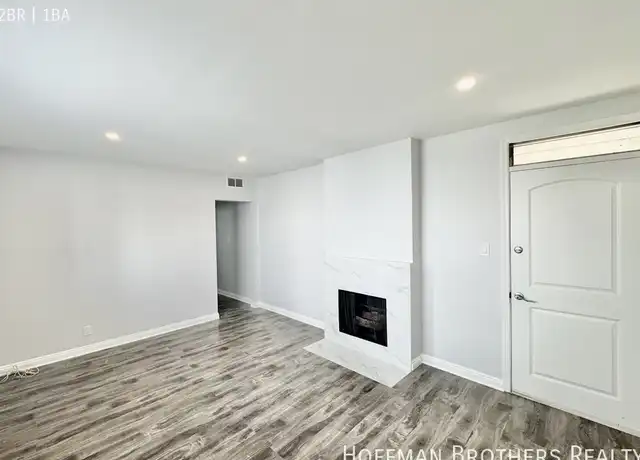 Property at 425 N Oakhurst Dr Unit 110A, Beverly Hills, CA, 90210, 2 beds, 1 bath, [object Object]