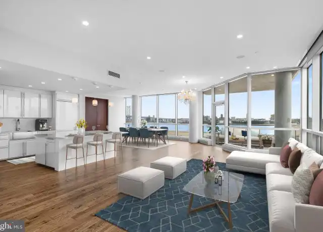 Property at 101 Walnut St #6, Philadelphia, PA, 19106, 2 beds, 2.5 baths, [object Object]