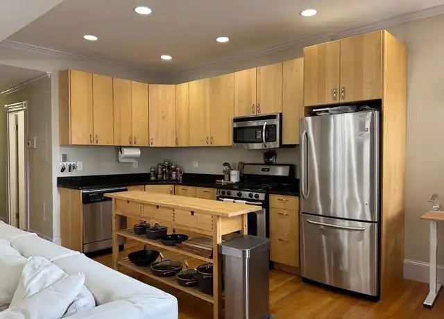 Property at 37 Mount Vernon St Unit 2R, Dorchester, MA, 02125, 2 beds, 2 baths, [object Object]