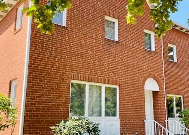 Property at 100 Erie Insurance Pl Unit 402 Holland, Erie, PA, 16530, 1 bed, 1 bath, [object Object]