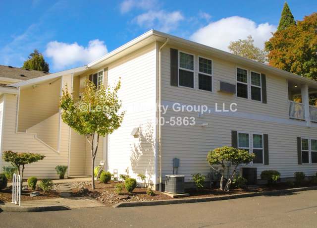 Photo of 380 N Douglas St, Canby, OR 97013