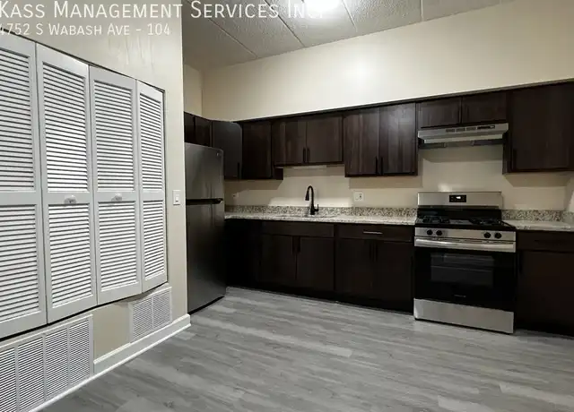Property at 4752 S Wabash Ave Unit 104, Chicago, IL, 60615, 3 beds, 1 bath, [object Object]