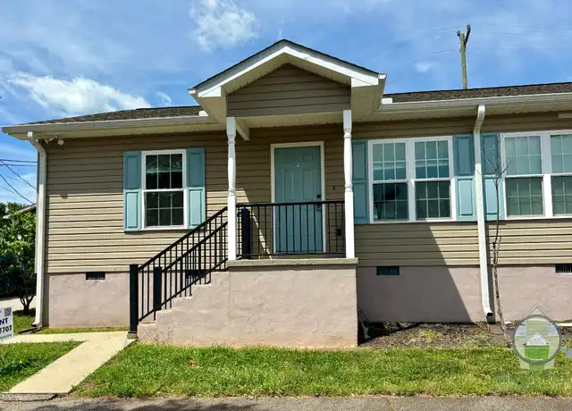 Property at 3806 E North St Unit 4, Greenville, SC, 29615, 2 beds, 1.5 baths, [object Object]
