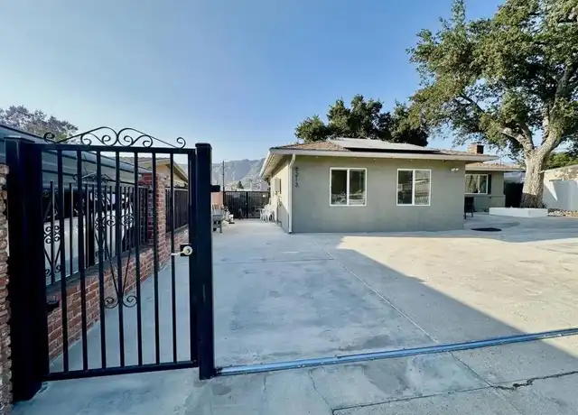Property at 8213 Oswego St, Sunland, CA, 91040, 1 bed, 1 bath, [object Object]