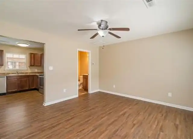 Property at 124 Marine Way Unit 21, Seymour, TN, 37865, 1 bed, 1.5 baths, [object Object]