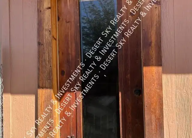 Property at 1125 Luna St Unit B, Las Cruces, NM, 88001, 1 bed, 1 bath, [object Object]