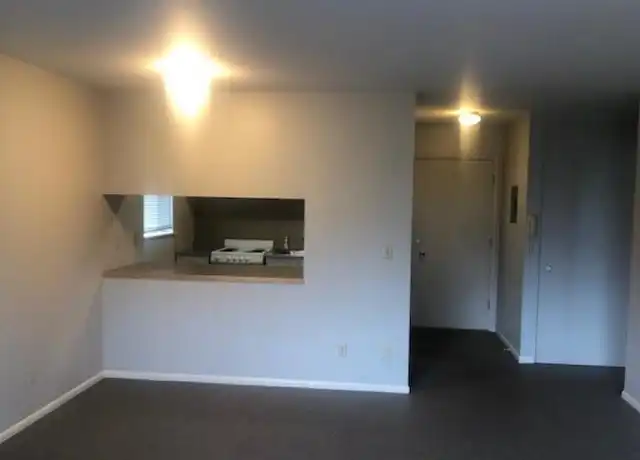 Property at 4714 22nd Ave NE, Seattle, WA, 98105, 1 bed, 1 bath, [object Object]