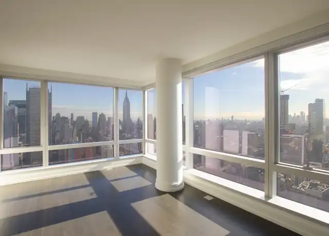Property at 555 10th Ave Unit 18E, New York, NY, 10018, 2 beds, 2 baths, [object Object]