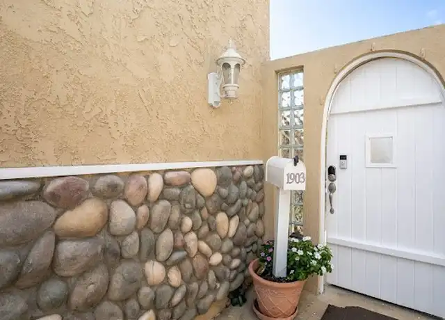 Property at 1903 Alsuna Ln, Huntington Beach, CA, 92648, 3 beds, 2 baths, [object Object]
