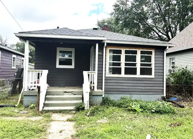 Property at 723 N Somerset Ave, Indianapolis, IN, 46222, 2 beds, 1 bath, [object Object]