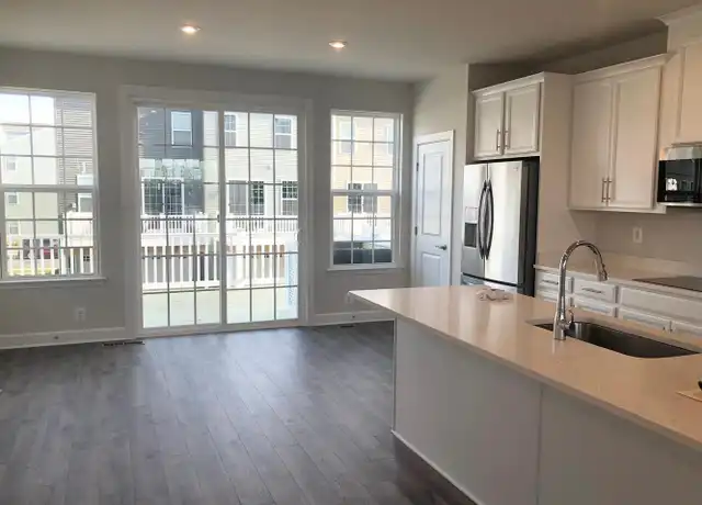 Property at 1806 Briscoe Ln, Fredericksburg, VA, 22401, 3 beds, 3.5 baths, [object Object]