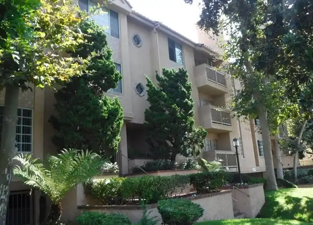 Property at 1616 S Barrington Ave Unit 204, Los Angeles, CA, 90025, 2 beds, 2 baths, [object Object]