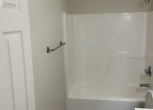 Property at 6800 Lexington Dr Unit Po Box 912, Newburgh, IN, 47630, 2 beds, 1 bath, [object Object]