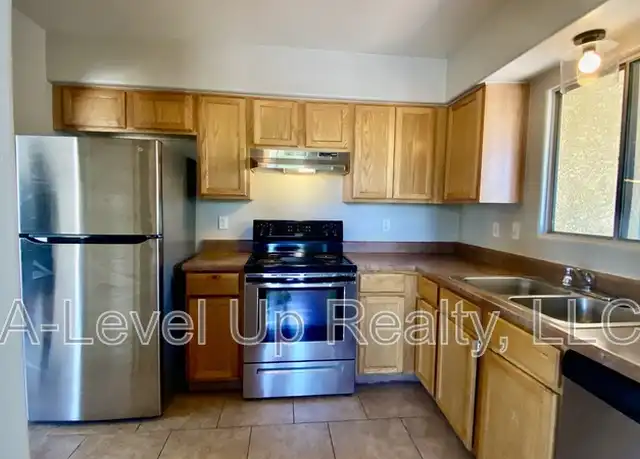 Property at 208 E Yavapai Rd Unit 2, Tucson, AZ, 85705, 3 beds, 2 baths, [object Object]