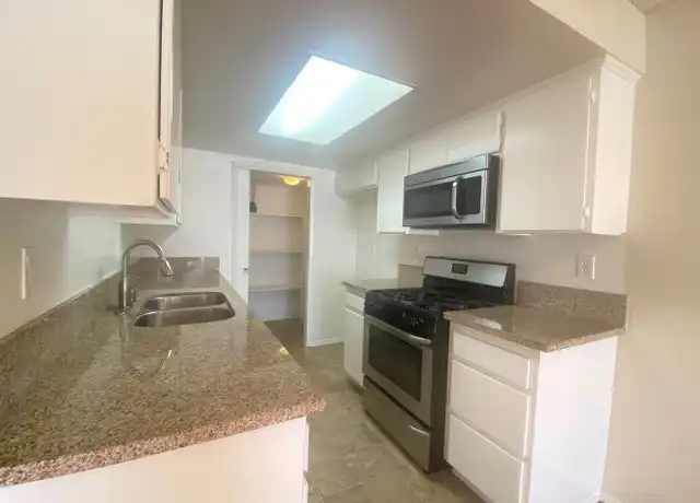 Property at 9841 White Oak Ave Unit 108, Northridge, CA, 91325, 1 bed, 1 bath, [object Object]