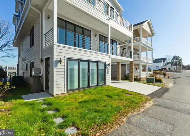 Property at 14732 Patuxent Ave, Solomons, MD, 20688, 2 beds, 2 baths, [object Object]