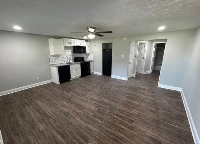 Property at 2315 Harrodsburg Rd, Lexington, KY, 40504, 1 bed, 1 bath, [object Object]