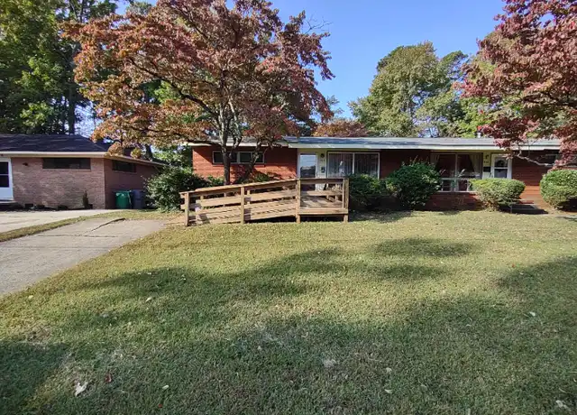 Property at 510 Camrose Dr, Charlotte, NC, 28215, 2 beds, 1 bath, [object Object]