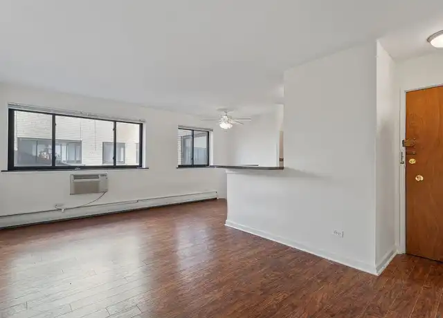Property at The Sheridan Pratt - 6758 N Sheridan Rd, Chicago, IL, 60626, 2 beds, 1 bath, [object Object]