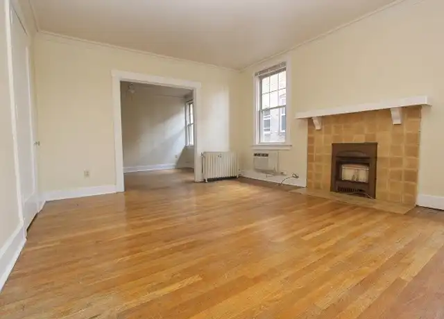Property at 5621 Hobart St Unit B-4, Pittsburgh, PA, 15217, 2 beds, 1 bath, [object Object]
