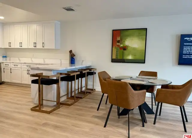 Property at 310 E Providencia Ave #206, Burbank, CA, 91502, 2 beds, 3 baths, [object Object]