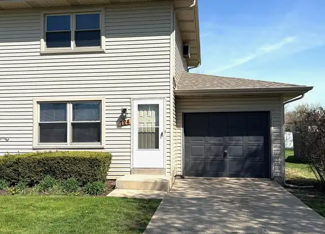 Property at 724 Oakton Rd, Montgomery, IL, 60538, 2 beds, 1.5 baths, [object Object]