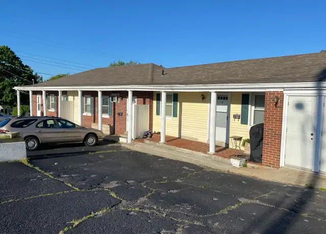 Property at 586 S College St Unit 3, Harrodsburg, KY, 40330, 1 bed, 1 bath, [object Object]