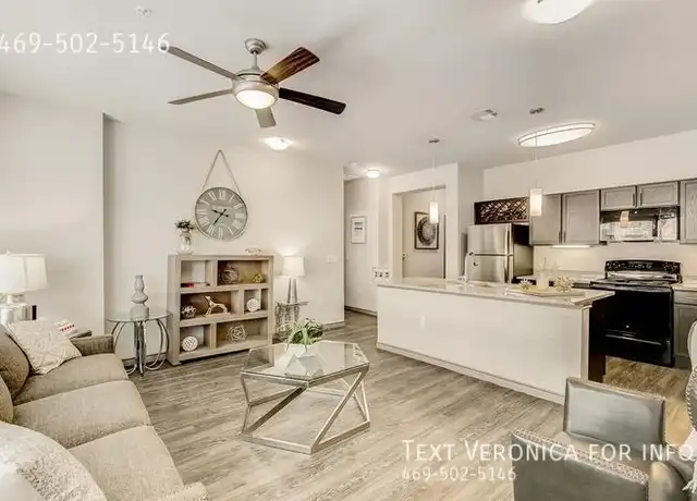 Property at 650 S Main St, Fort Worth, TX, 76104, 2 beds, 2 baths, [object Object]