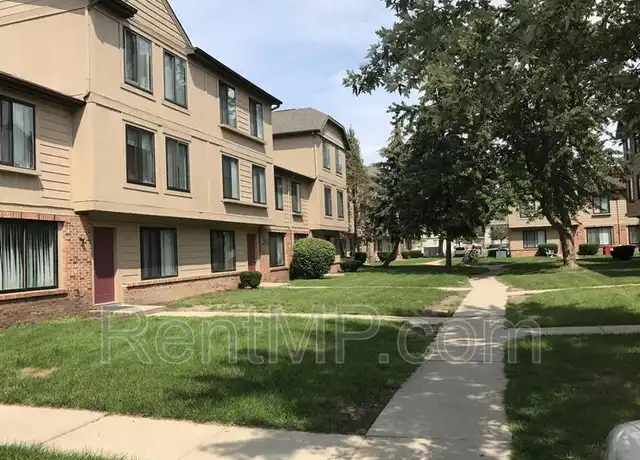 Property at 1825 S Crawford Rd Unit C05, Mt Pleasant, MI, 48858, 5 beds, 2.5 baths, [object Object]