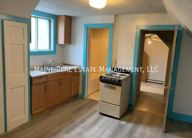 Property at 123 Union St Unit 2, Brewer, ME, 04412, 2 beds, 1 bath, [object Object]