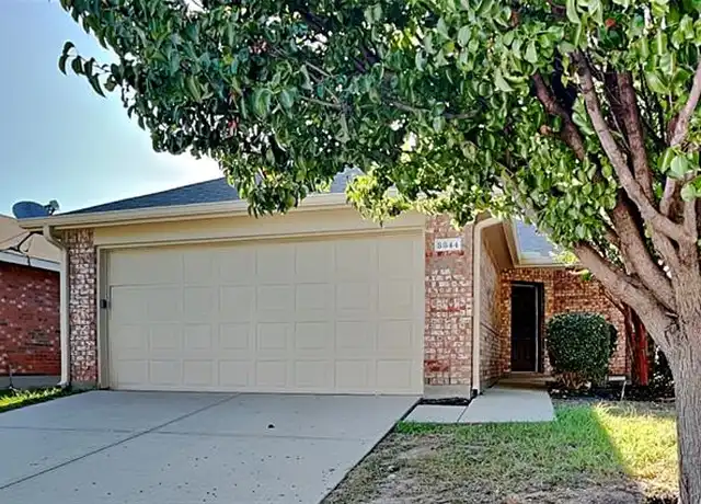 Property at 8844 Quarry Ridge Trl, Fort Worth, TX, 76244, 3 beds, 2 baths, [object Object]