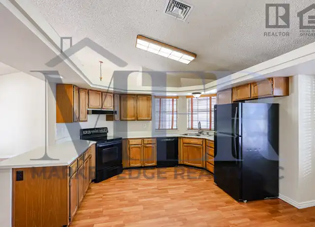 Property at 5727 W Villa Maria Dr, Glendale, AZ, 85308, 3 beds, 2 baths, [object Object]