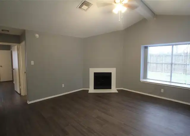 Property at 5423 Farley Dr, Houston, TX, 77032, 2 beds, 1 bath, [object Object]