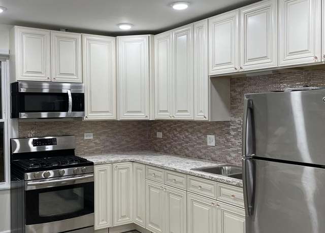 Photo of 1419 Wesley Ave Unit 1, Berwyn, IL 60402